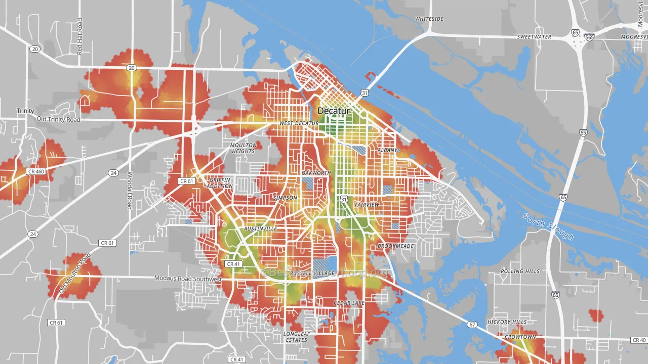 Walk Grade map of 35601, AL, walkable areas in green and car-dependent areas in red