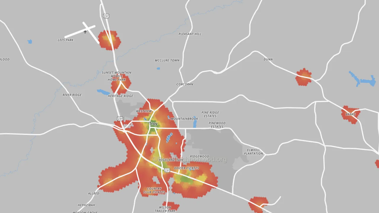 Walk Grade map of 36081, AL, walkable areas in green and car-dependent areas in red