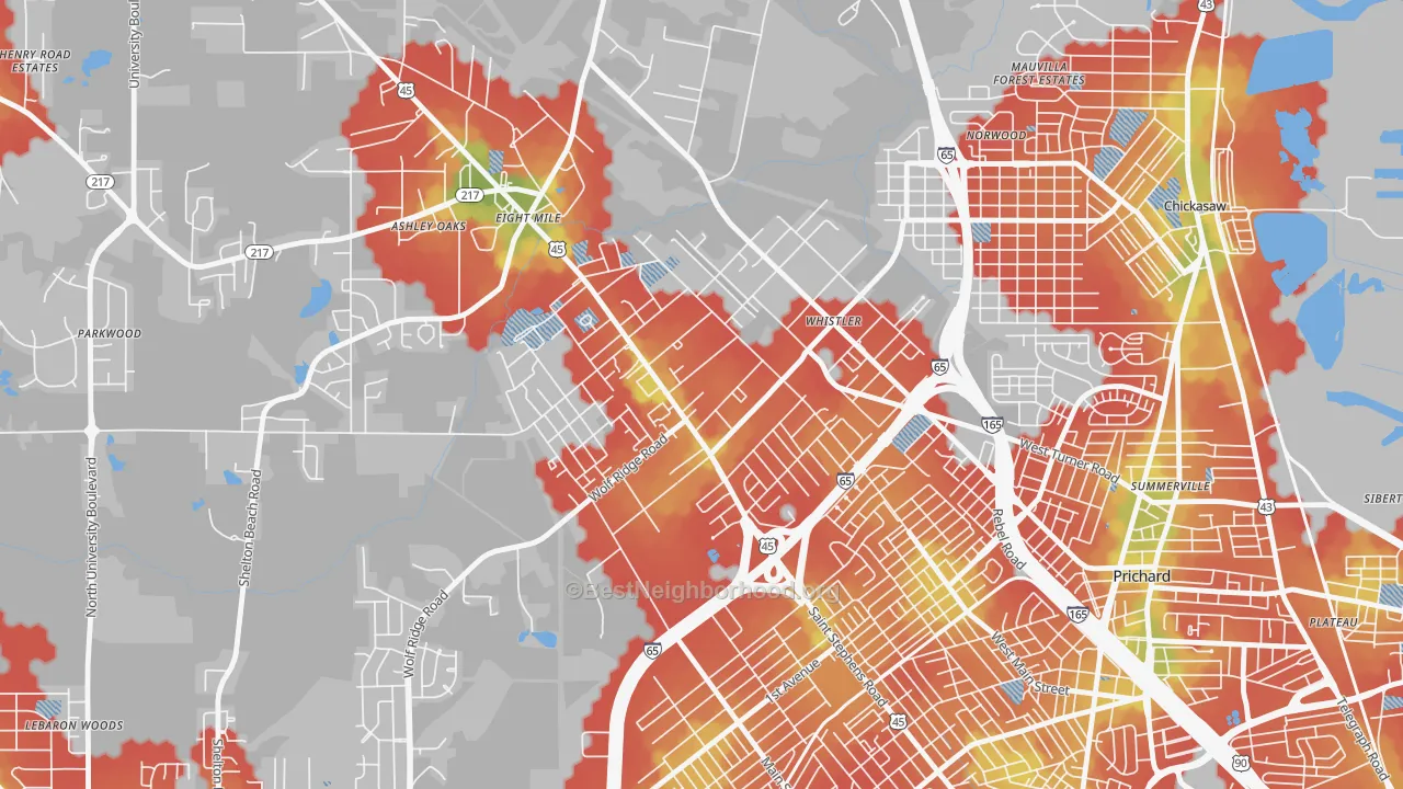 Walk Grade map of 36612, AL, walkable areas in green and car-dependent areas in red