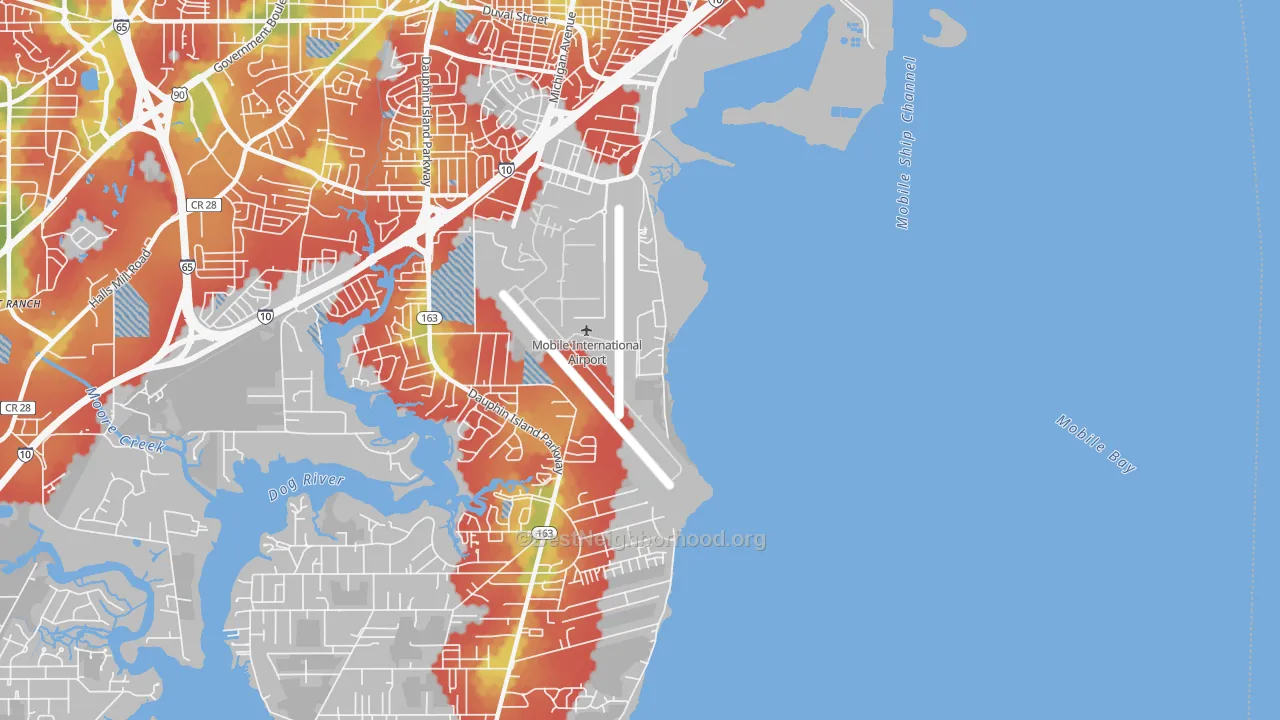 Walk Grade map of 36615, AL, walkable areas in green and car-dependent areas in red