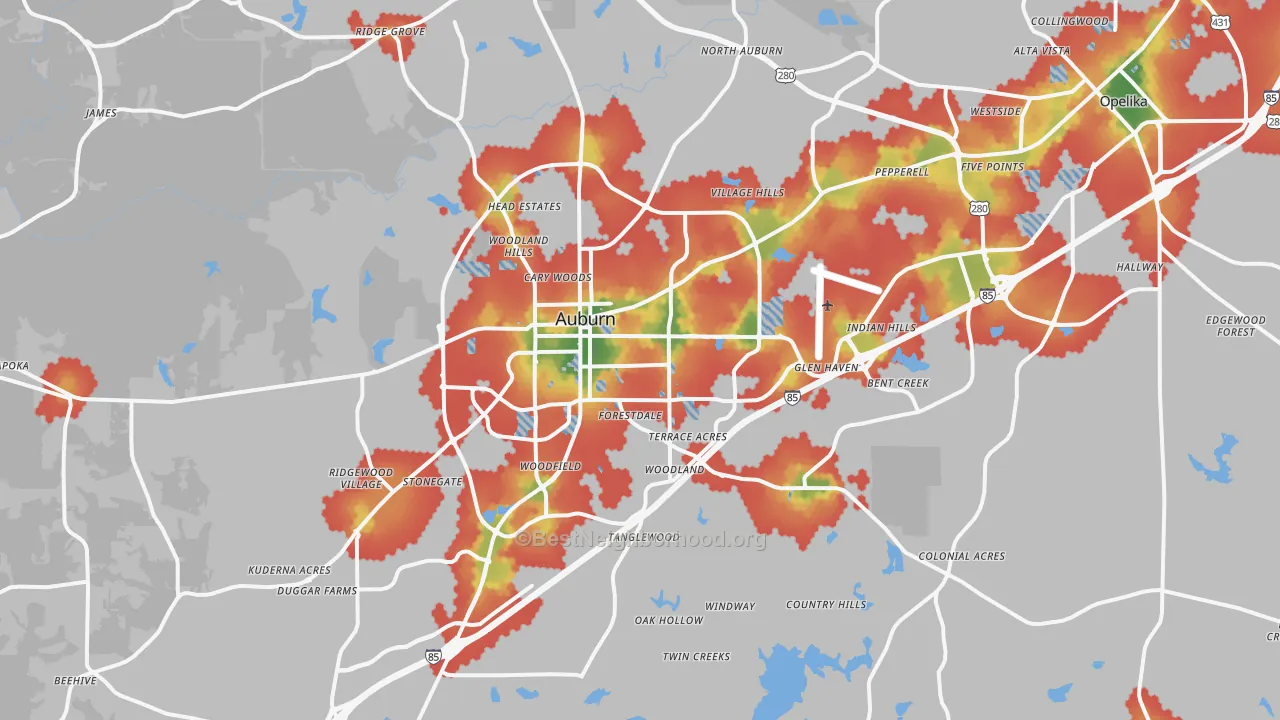 Walk Grade map of 36830, AL, walkable areas in green and car-dependent areas in red
