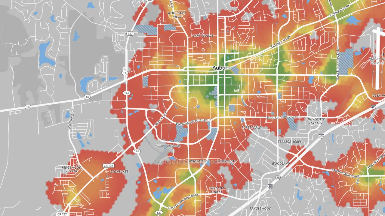 Walk Grade map of 36849, AL, walkable areas in green and car-dependent areas in red