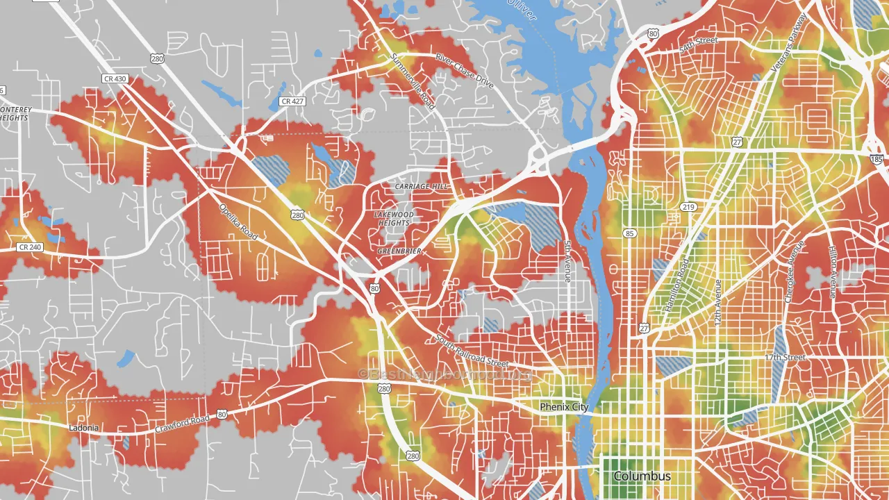 Walk Grade map of 36867, AL, walkable areas in green and car-dependent areas in red