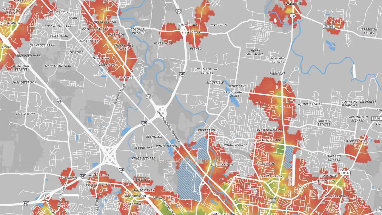 Walk Grade map of 37129, TN, walkable areas in green and car-dependent areas in red