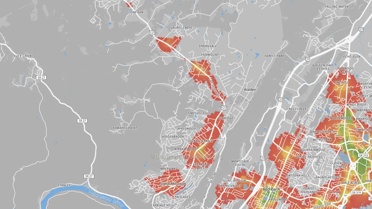 Walk Grade map of 37377, TN, walkable areas in green and car-dependent areas in red