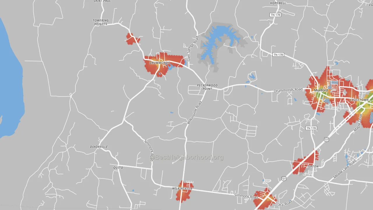 Walk Grade map of 38023, TN, walkable areas in green and car-dependent areas in red