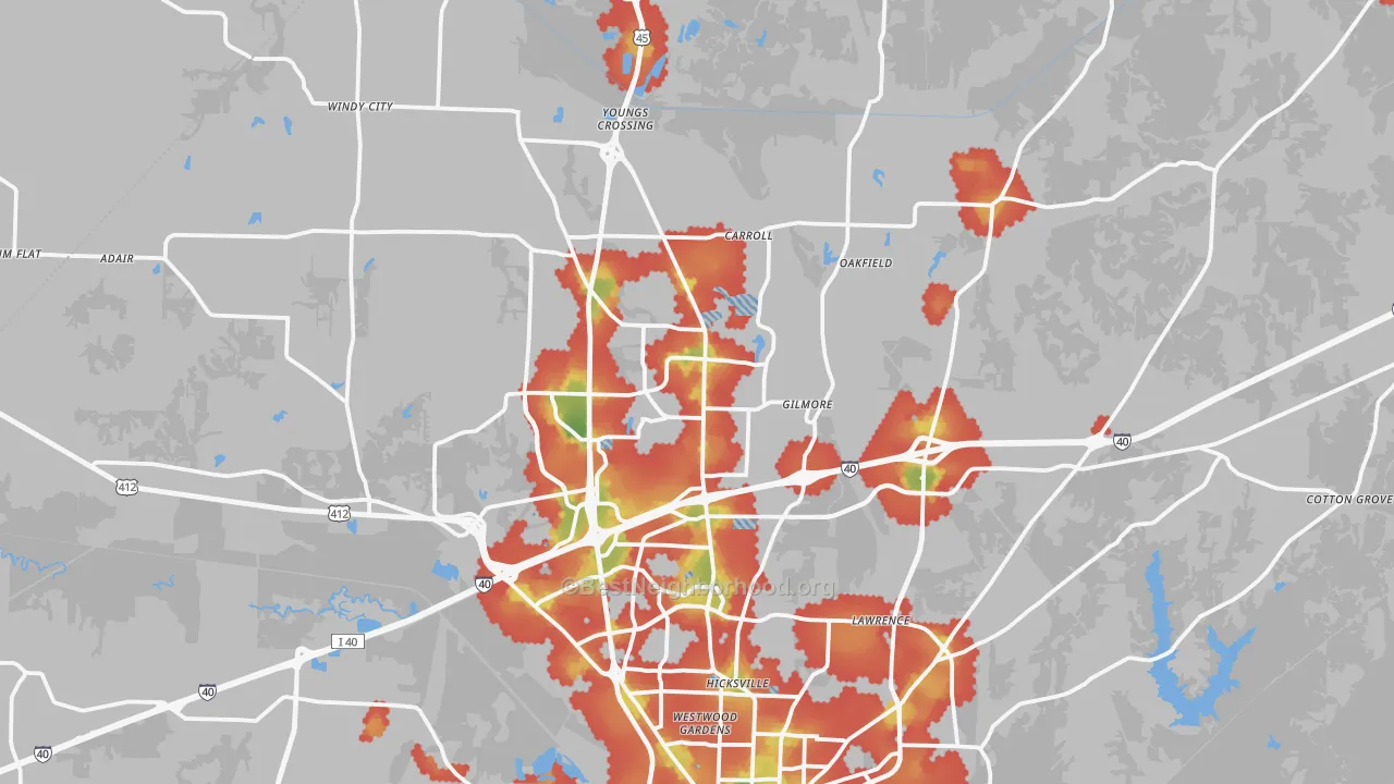Walk Grade map of 38305, TN, walkable areas in green and car-dependent areas in red