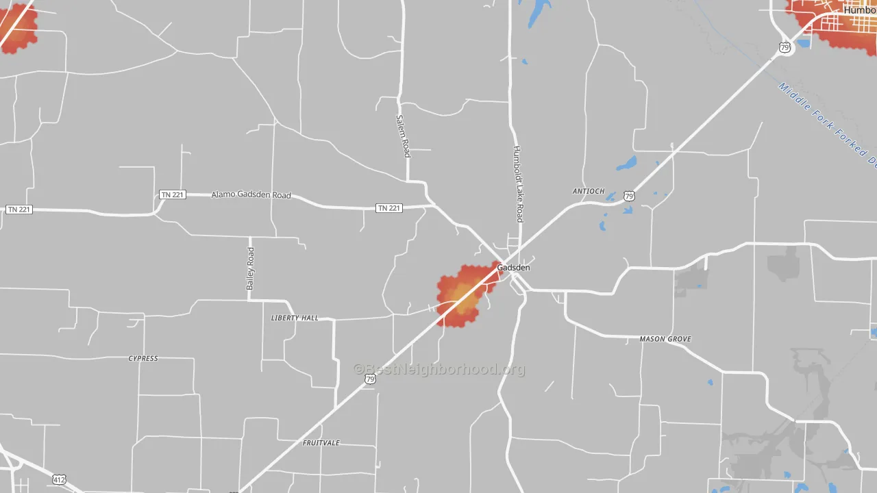 Walk Grade map of 38337, TN, walkable areas in green and car-dependent areas in red