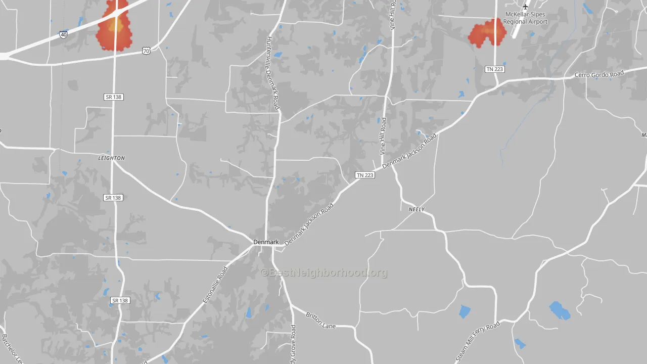 Walk Grade map of 38391, TN, walkable areas in green and car-dependent areas in red