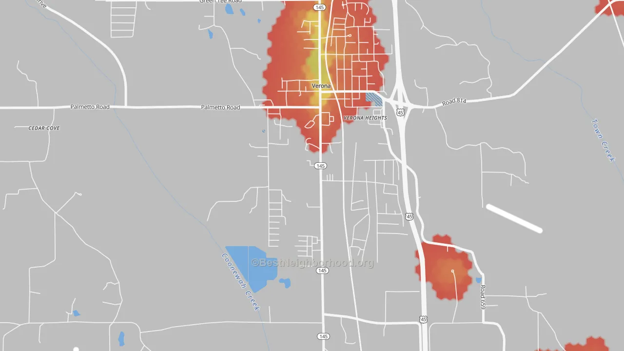 Walk Grade map of 38879, MS, walkable areas in green and car-dependent areas in red
