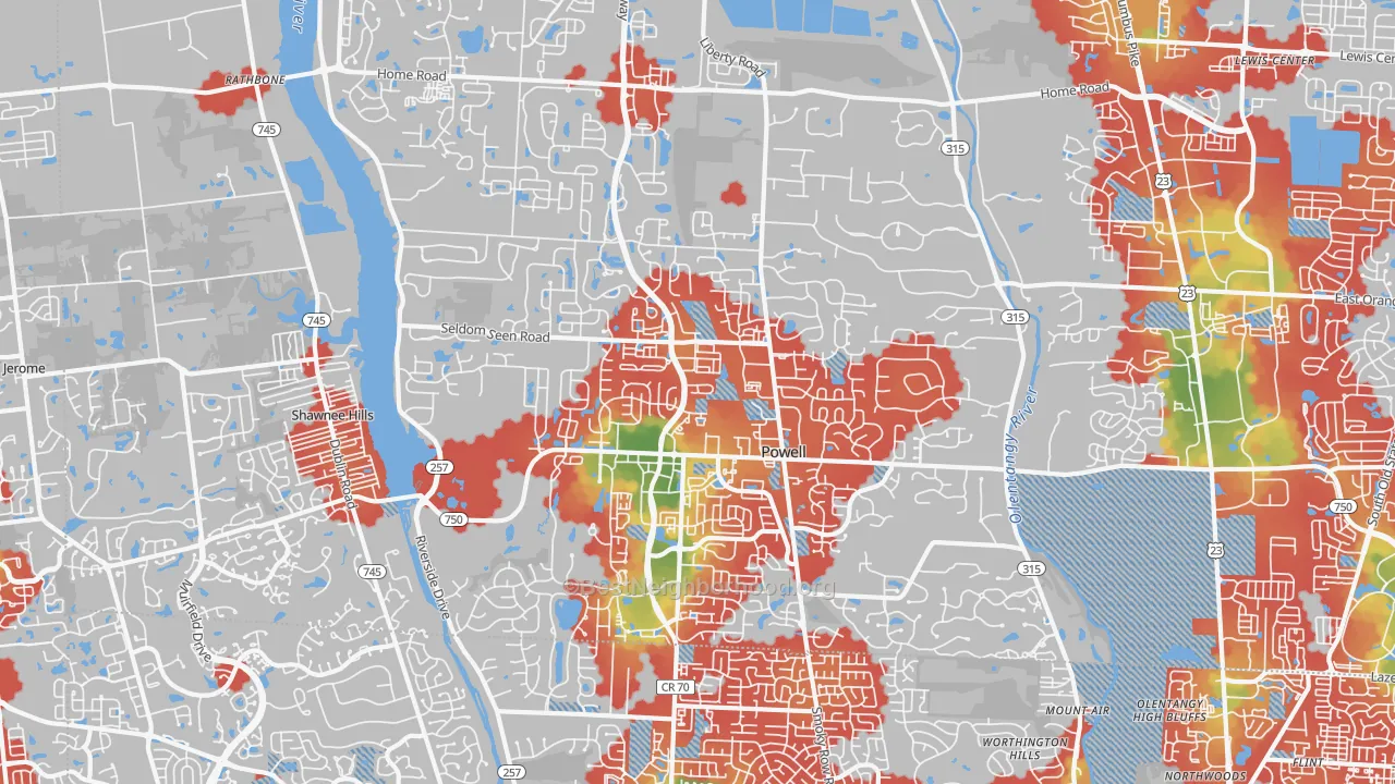 Walk Grade map of 43065, OH, walkable areas in green and car-dependent areas in red