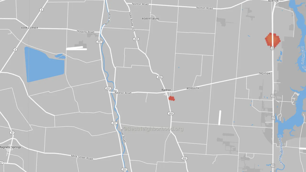 Walk Grade map of 43066, OH, walkable areas in green and car-dependent areas in red