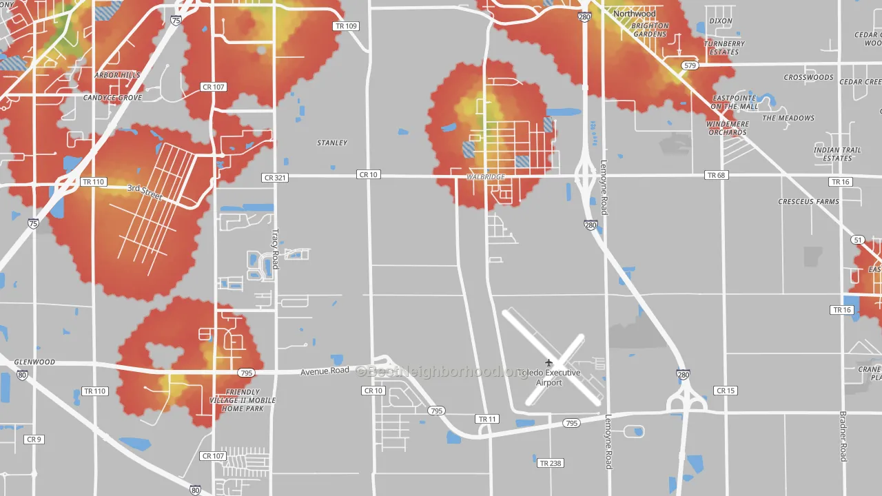 Walk Grade map of 43465, OH, walkable areas in green and car-dependent areas in red