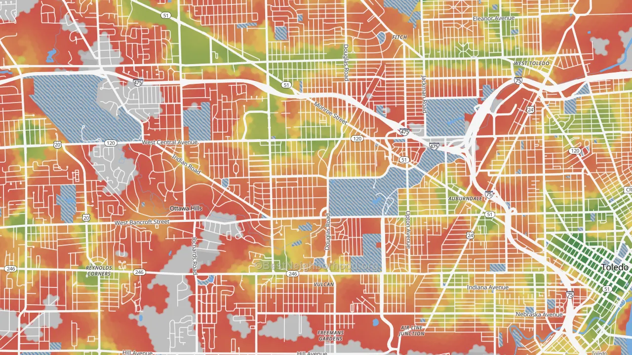 Walk Grade map of 43606, OH, walkable areas in green and car-dependent areas in red