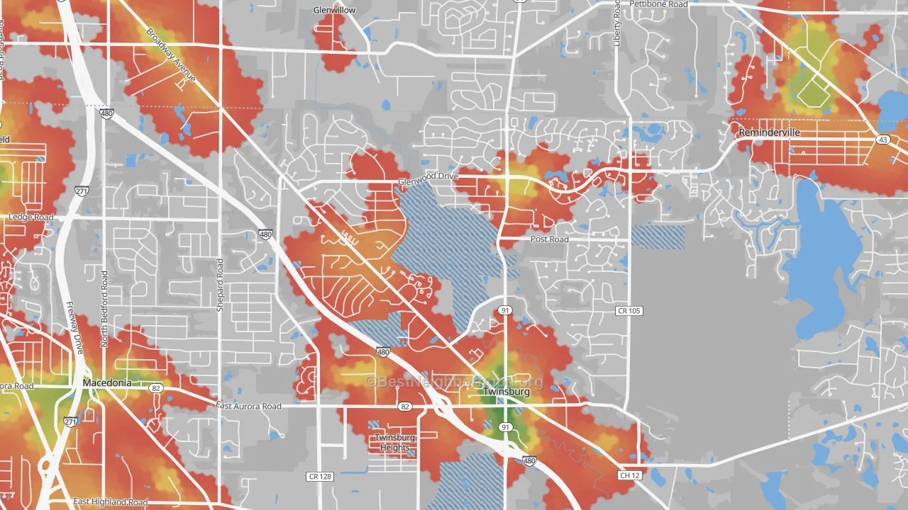 Walk Grade map of 44087, OH, walkable areas in green and car-dependent areas in red