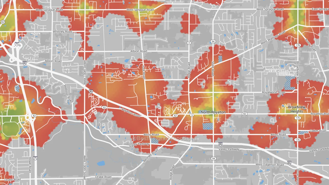 Walk Grade map of 44133, OH, walkable areas in green and car-dependent areas in red