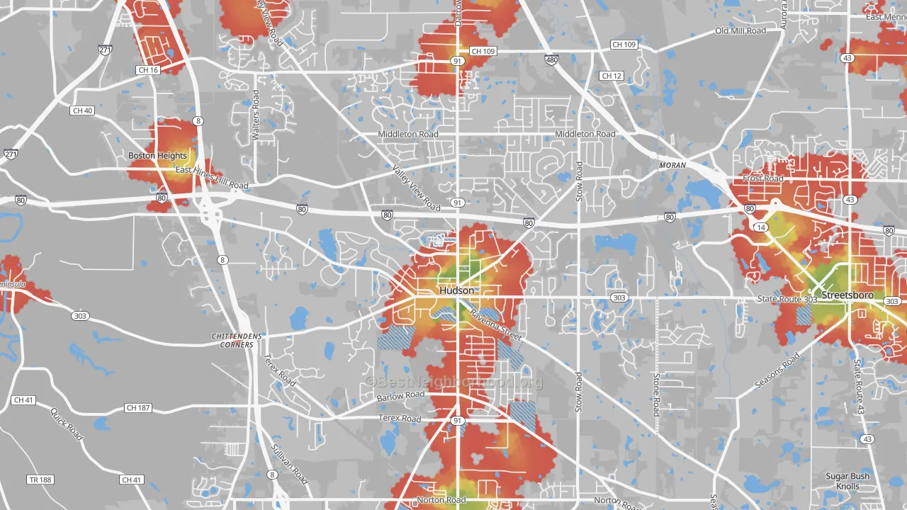 Walk Grade map of 44236, OH, walkable areas in green and car-dependent areas in red