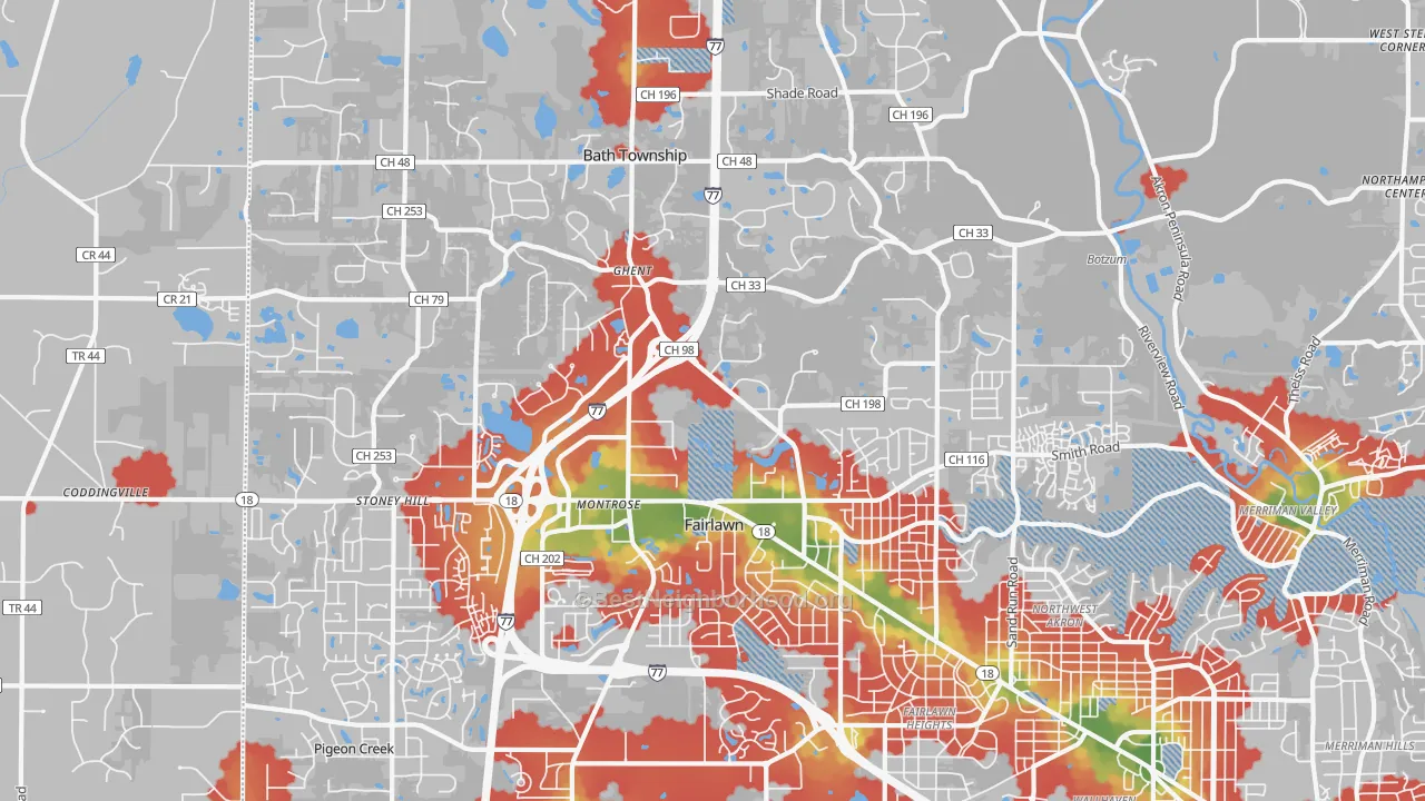Walk Grade map of 44333, OH, walkable areas in green and car-dependent areas in red