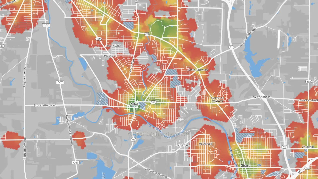 Walk Grade map of 44446, OH, walkable areas in green and car-dependent areas in red