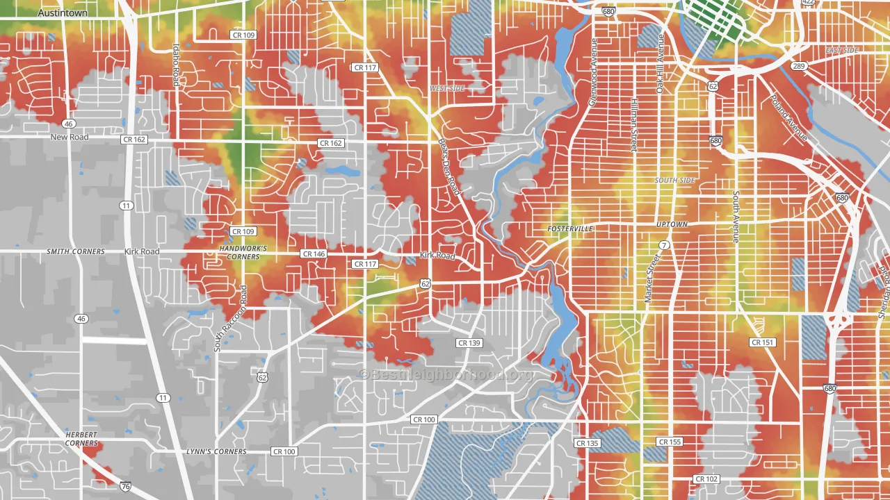 Walk Grade map of 44511, OH, walkable areas in green and car-dependent areas in red