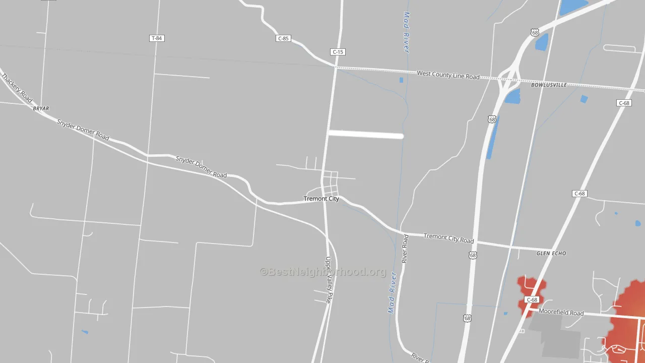 Walk Grade map of 45372, OH, walkable areas in green and car-dependent areas in red