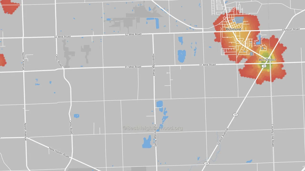 Walk Grade map of 48050, MI, walkable areas in green and car-dependent areas in red