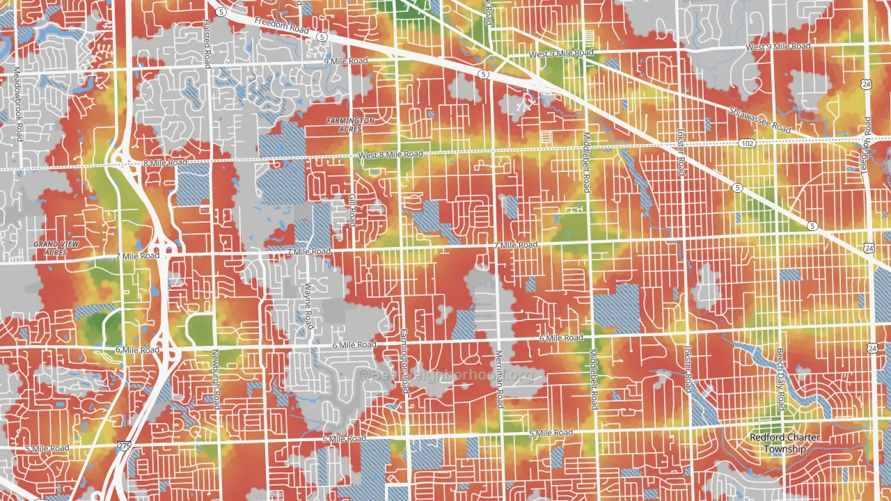 Walk Grade map of 48152, MI, walkable areas in green and car-dependent areas in red