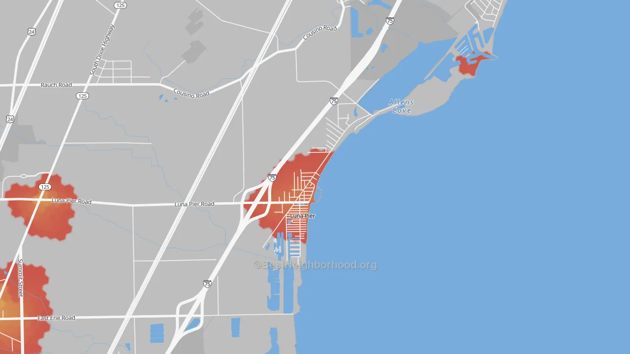 Walk Grade map of 48157, MI, walkable areas in green and car-dependent areas in red