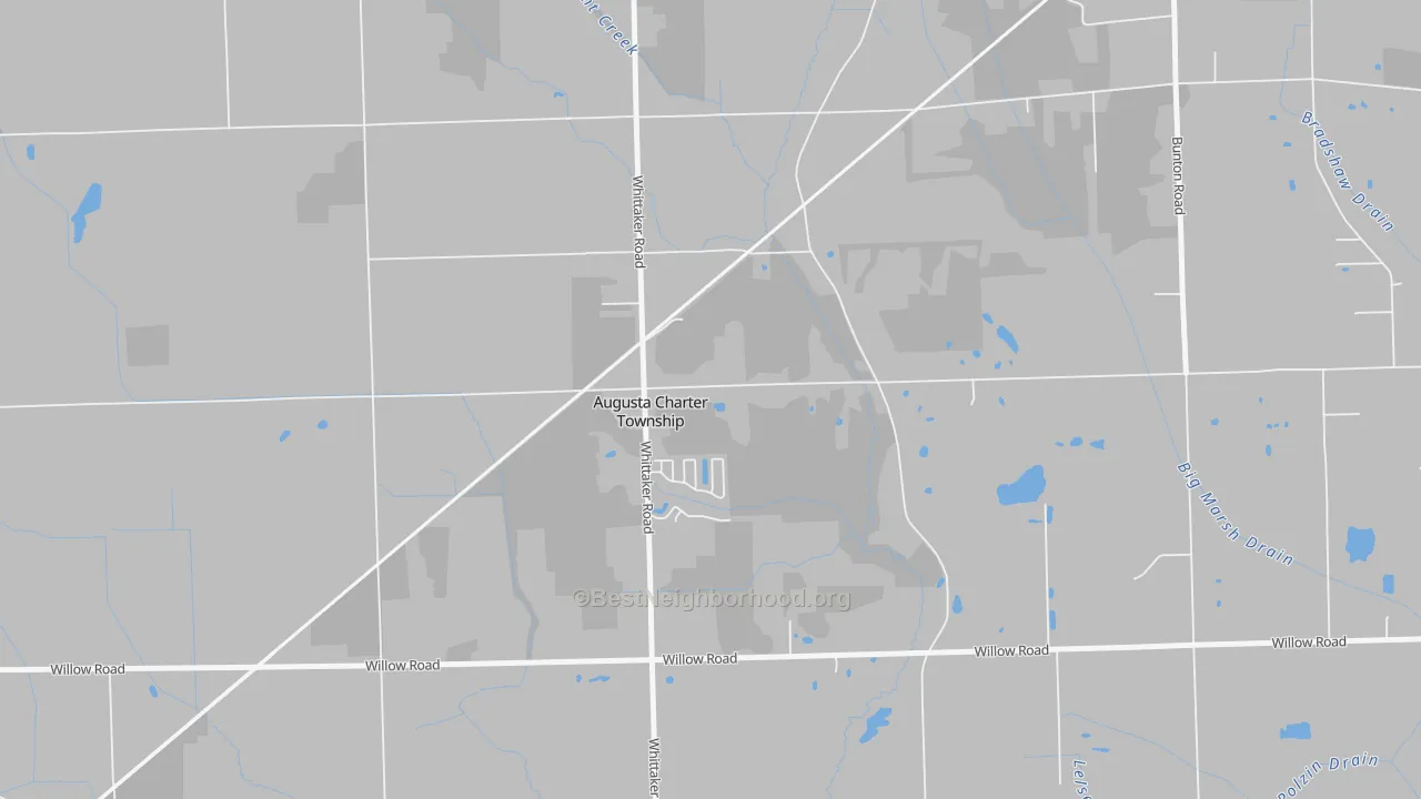 Walk Grade map of 48190, MI, walkable areas in green and car-dependent areas in red