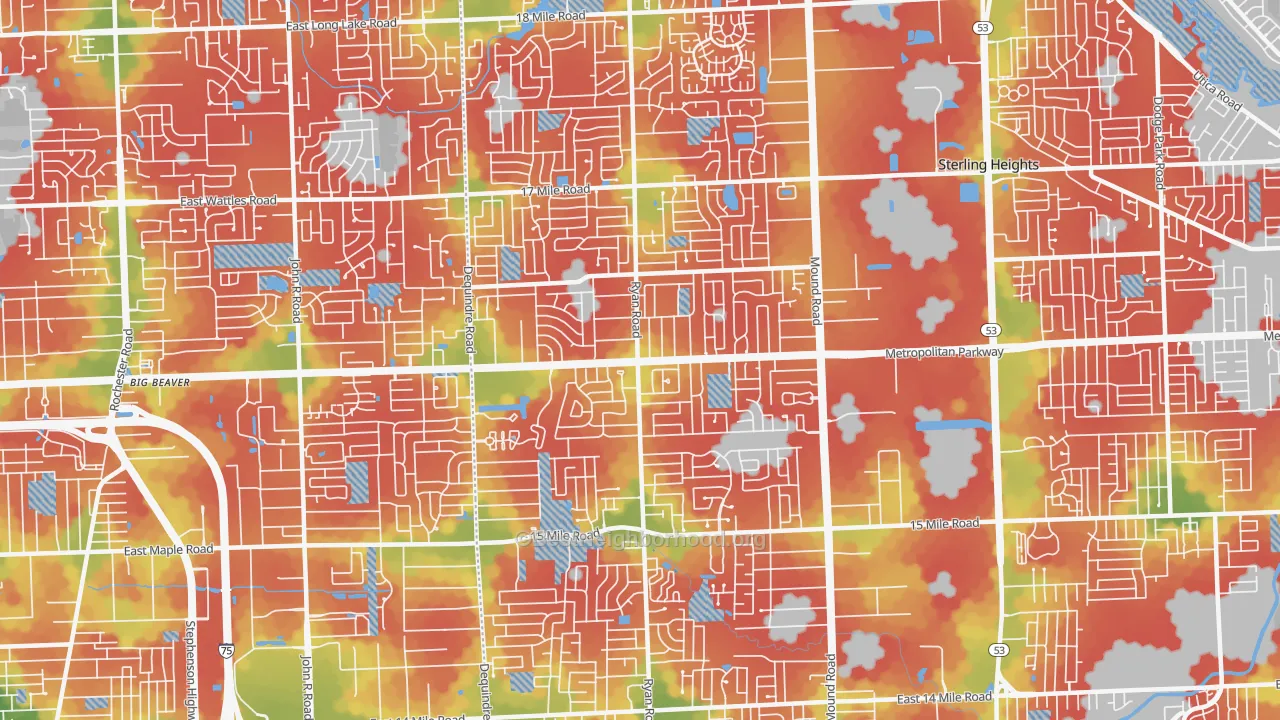 Walk Grade map of 48310, MI, walkable areas in green and car-dependent areas in red