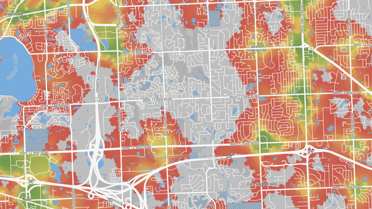 Walk Grade map of 48331, MI, walkable areas in green and car-dependent areas in red