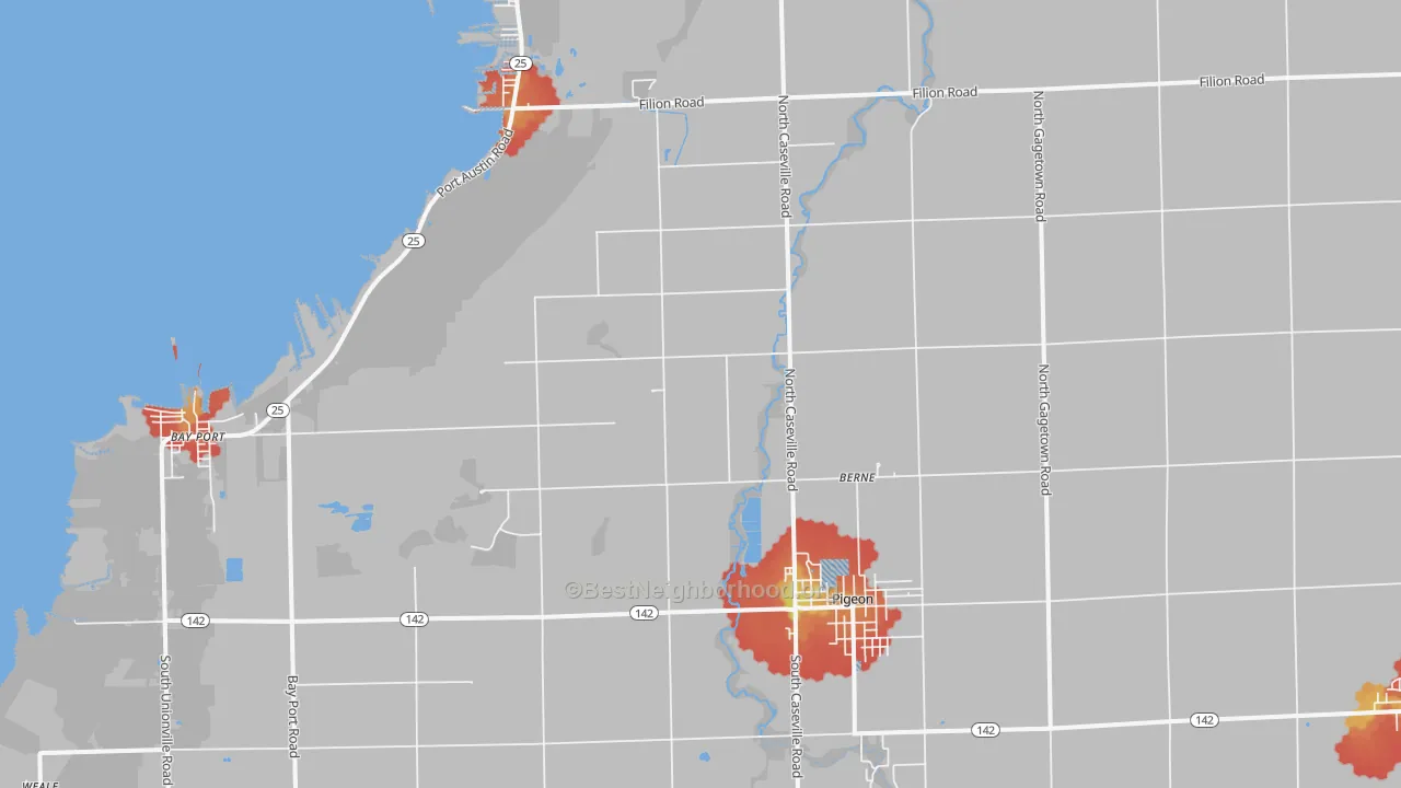 Walk Grade map of 48755, MI, walkable areas in green and car-dependent areas in red