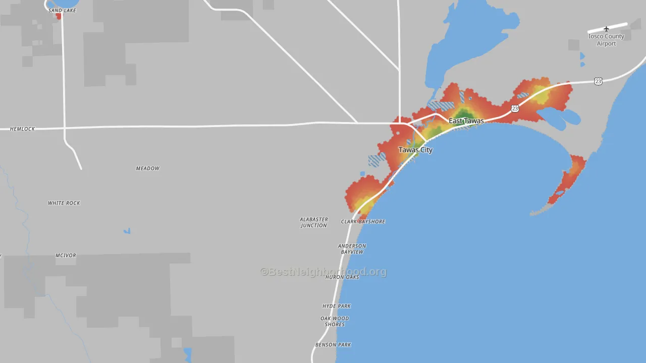 Walk Grade map of 48763, MI, walkable areas in green and car-dependent areas in red