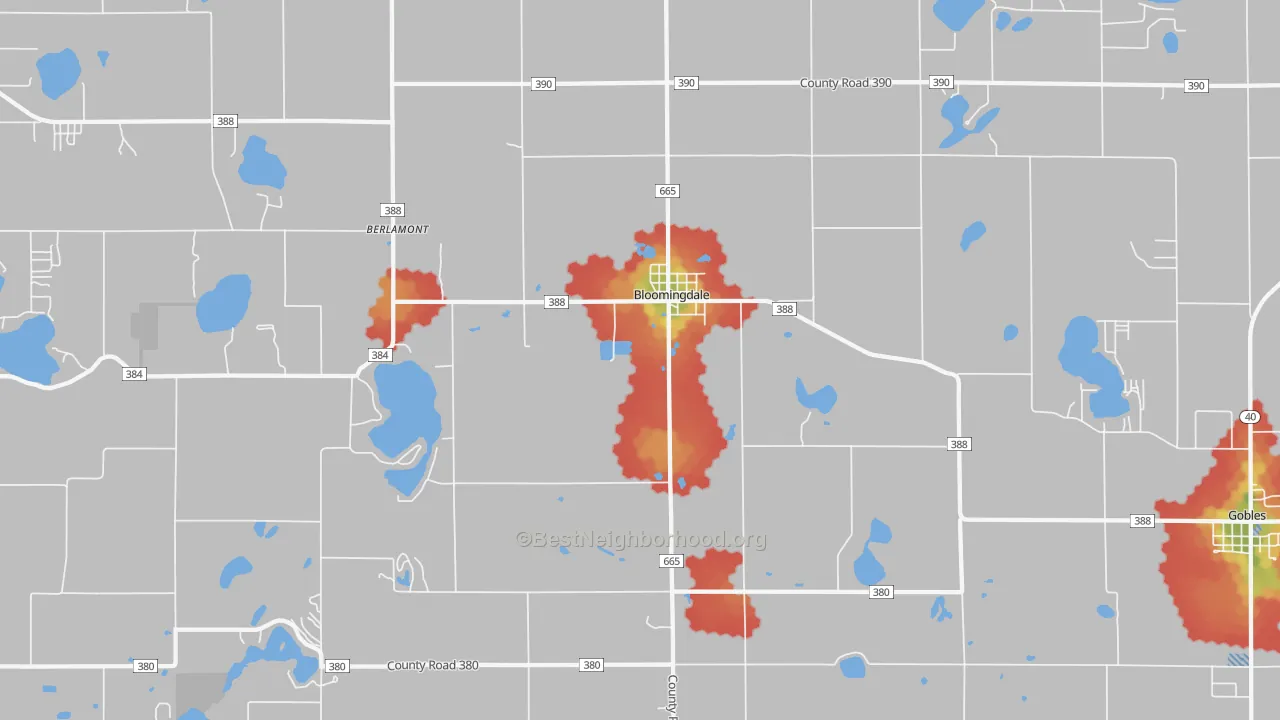 Walk Grade map of 49026, MI, walkable areas in green and car-dependent areas in red