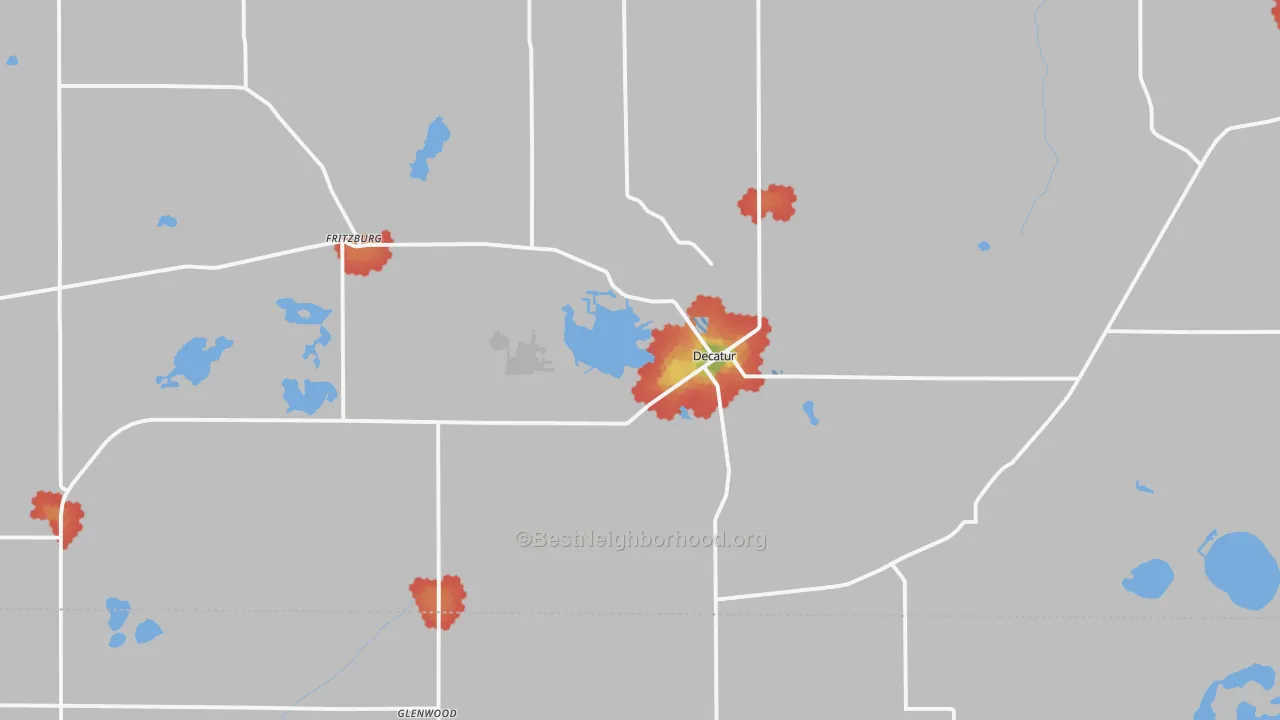 Walk Grade map of 49045, MI, walkable areas in green and car-dependent areas in red