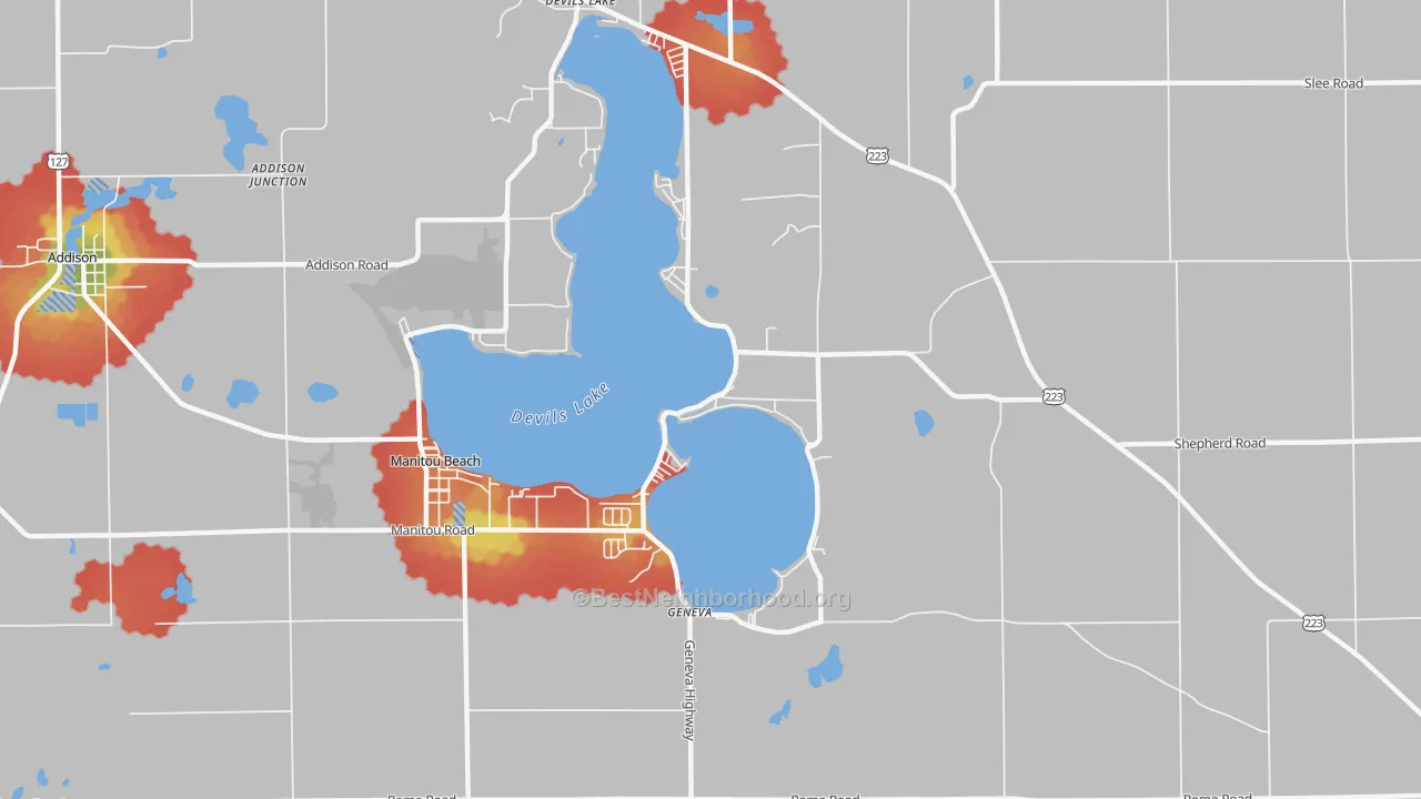 Walk Grade map of 49253, MI, walkable areas in green and car-dependent areas in red