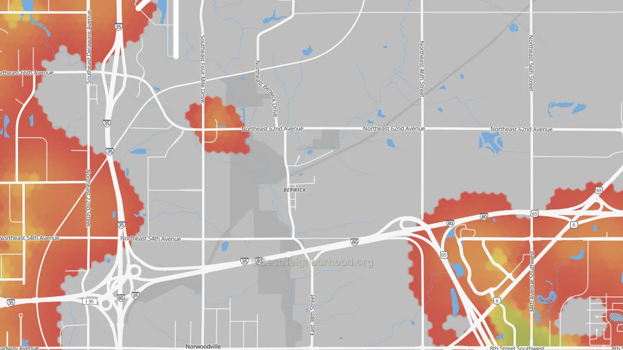 Walk Grade map of 50032, IA, walkable areas in green and car-dependent areas in red