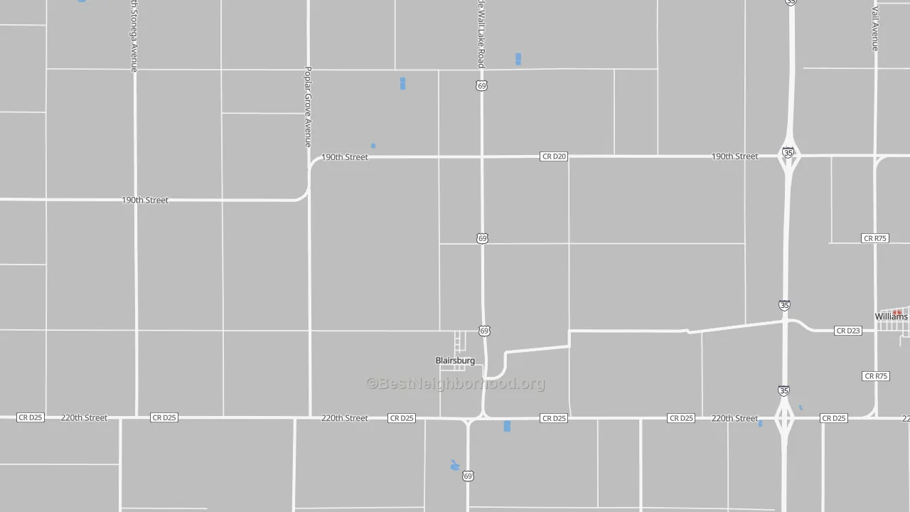 Walk Grade map of 50034, IA, walkable areas in green and car-dependent areas in red