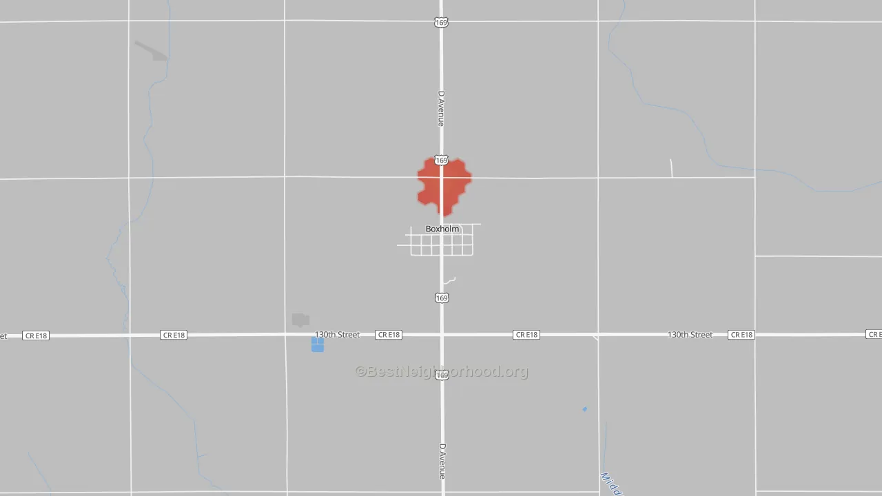 Walk Grade map of 50040, IA, walkable areas in green and car-dependent areas in red