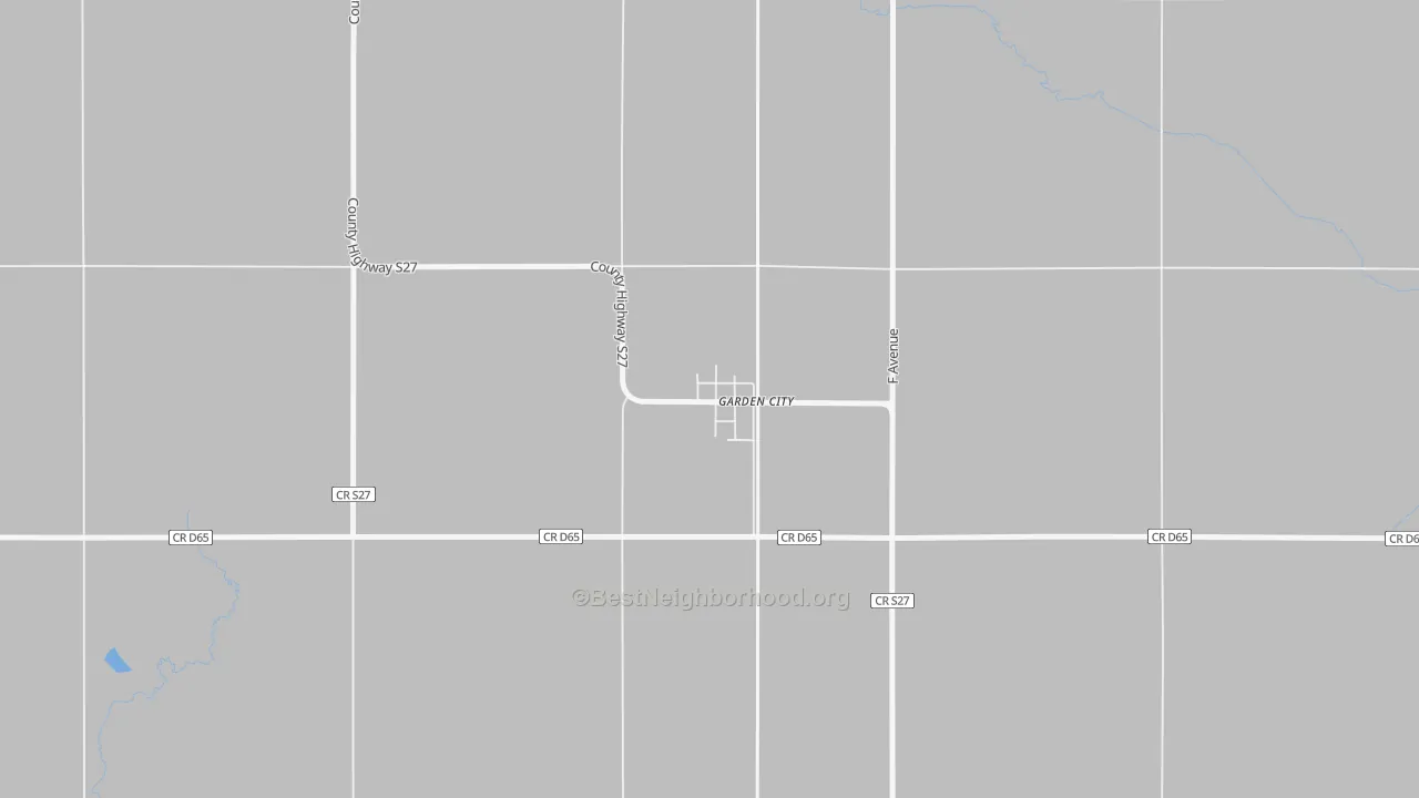 Walk Grade map of 50102, IA, walkable areas in green and car-dependent areas in red