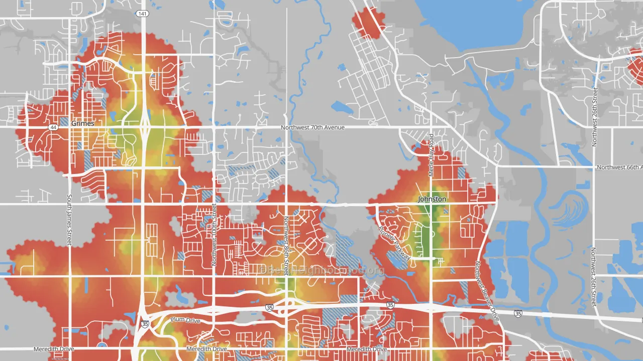 Walk Grade map of 50131, IA, walkable areas in green and car-dependent areas in red