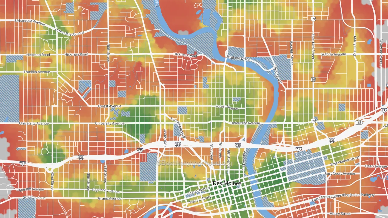 Walk Grade map of 50314, IA, walkable areas in green and car-dependent areas in red