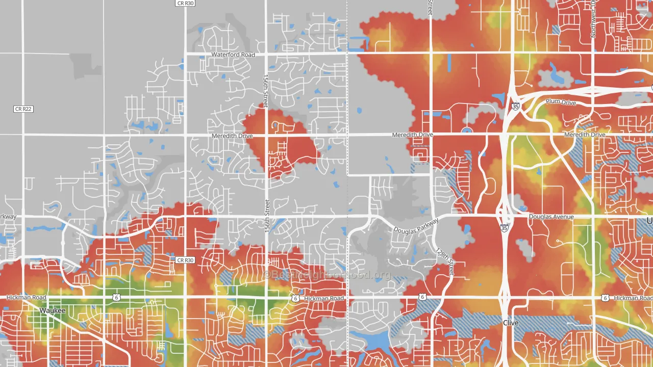Walk Grade map of 50323, IA, walkable areas in green and car-dependent areas in red