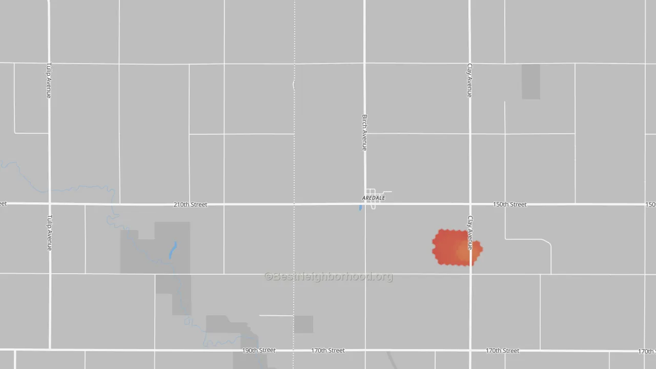 Walk Grade map of 50605, IA, walkable areas in green and car-dependent areas in red