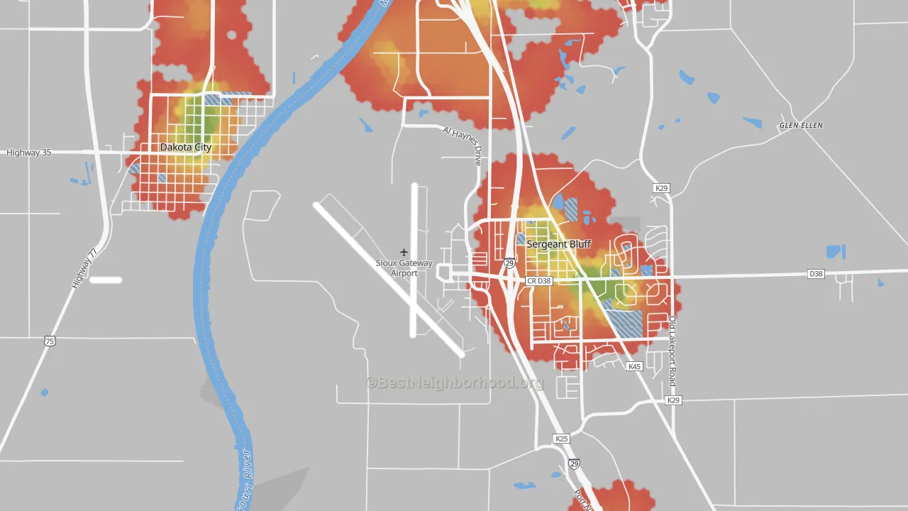 Walk Grade map of 51111, IA, walkable areas in green and car-dependent areas in red
