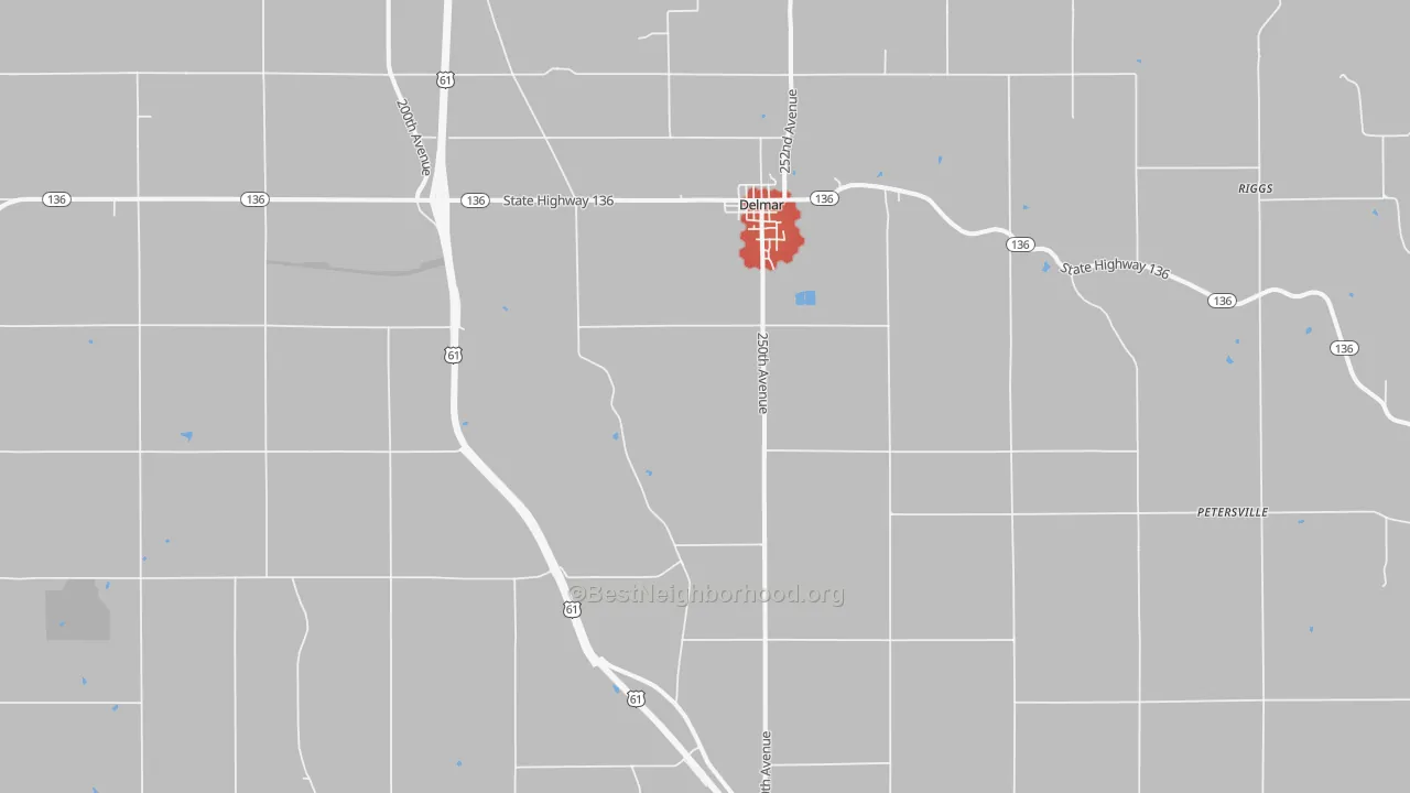 Walk Grade map of 52037, IA, walkable areas in green and car-dependent areas in red