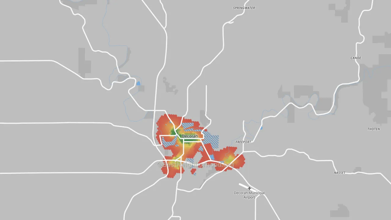 Walk Grade map of 52101, IA, walkable areas in green and car-dependent areas in red