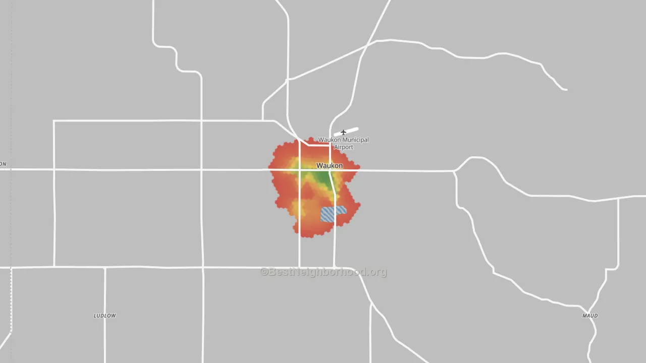 Walk Grade map of 52172, IA, walkable areas in green and car-dependent areas in red