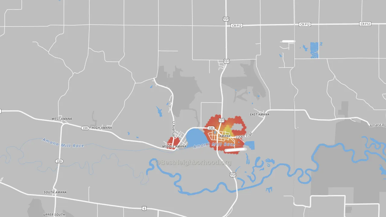 Walk Grade map of 52203, IA, walkable areas in green and car-dependent areas in red