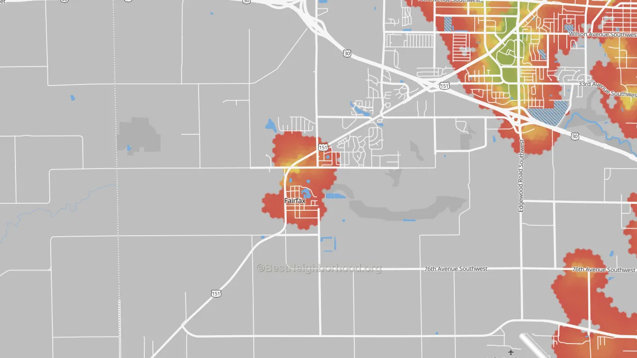 Walk Grade map of 52228, IA, walkable areas in green and car-dependent areas in red